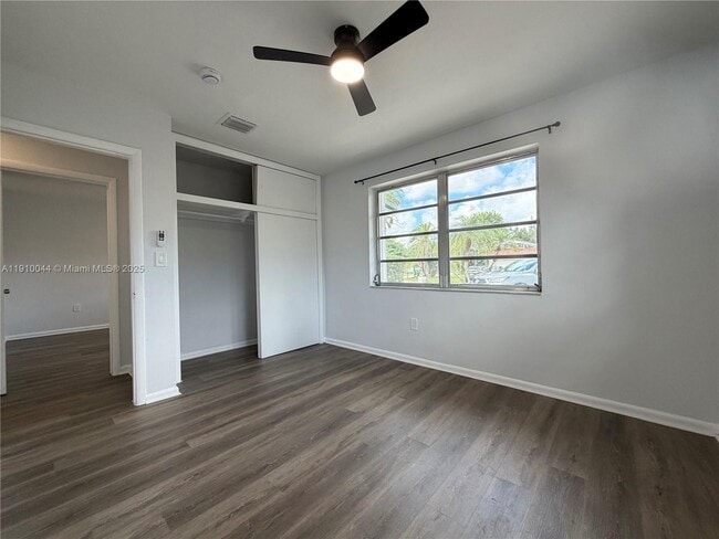 Building Photo - 8042 SW 89th St