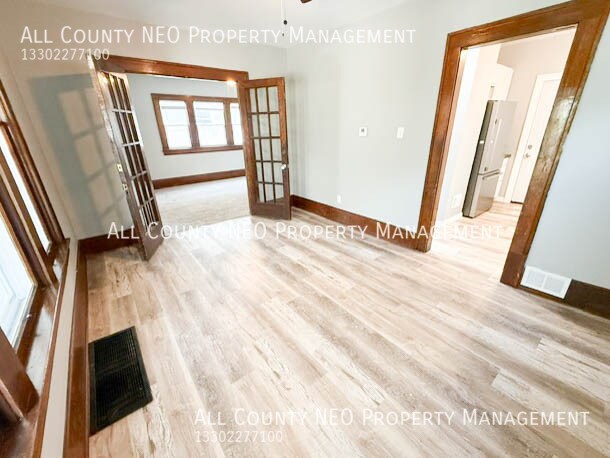 Building Photo - 73 Belvidere Way