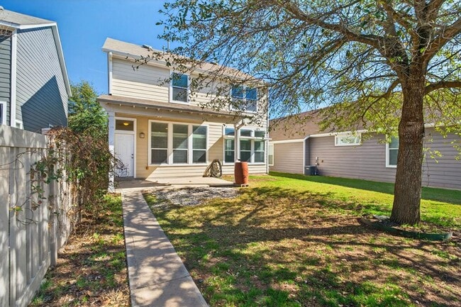 Building Photo - 2068 Herzog