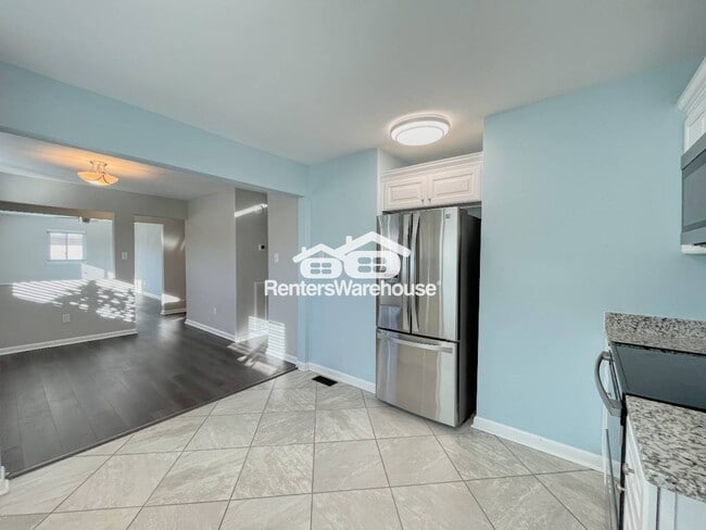 Building Photo - 712 Houdon Ln