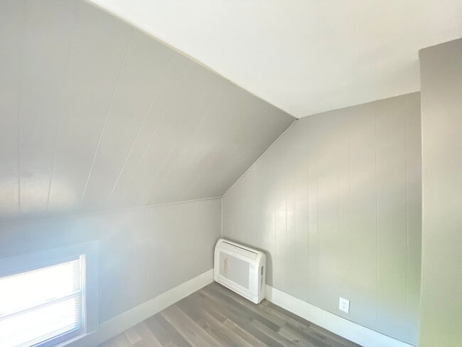 Building Photo - 4 Shedds Ave