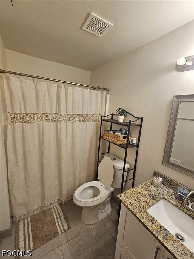 Building Photo - 918 NE 13th St