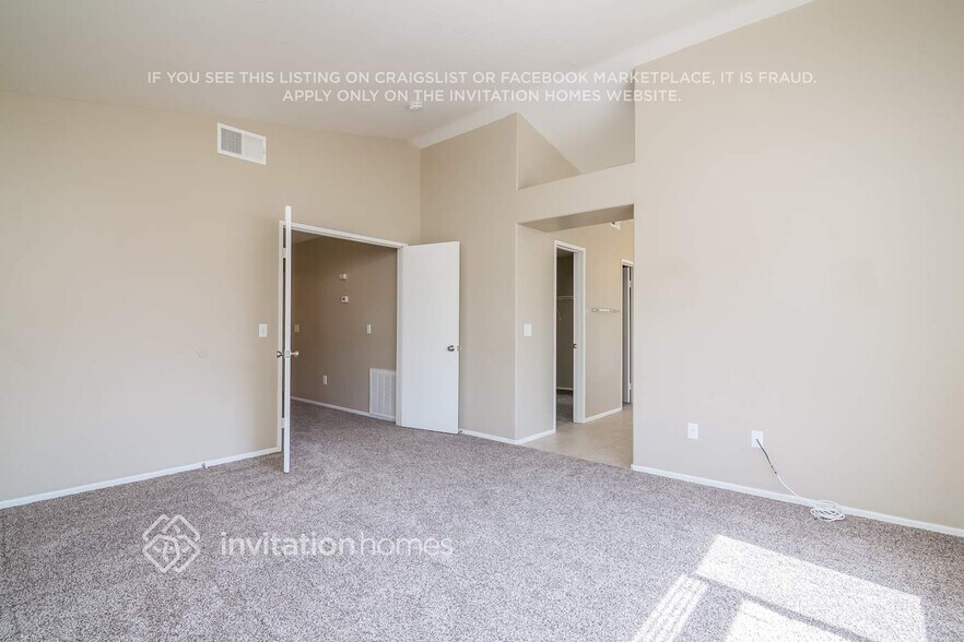 Building Photo - 31667 Via San Carlos