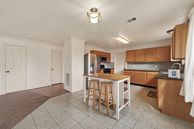 Building Photo - 11002 Heron Nest St