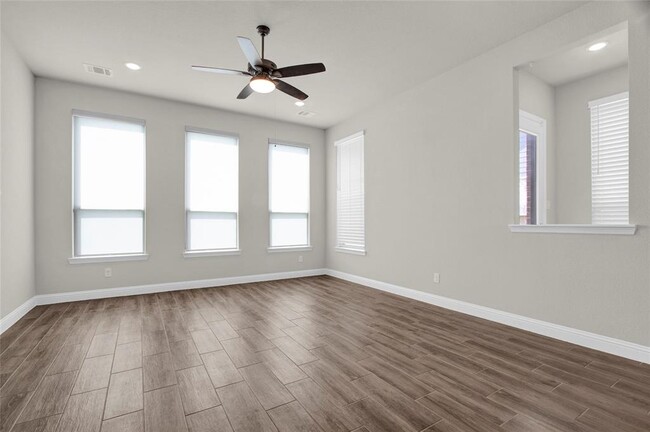 Building Photo - 6019 Marsh Lk Ct