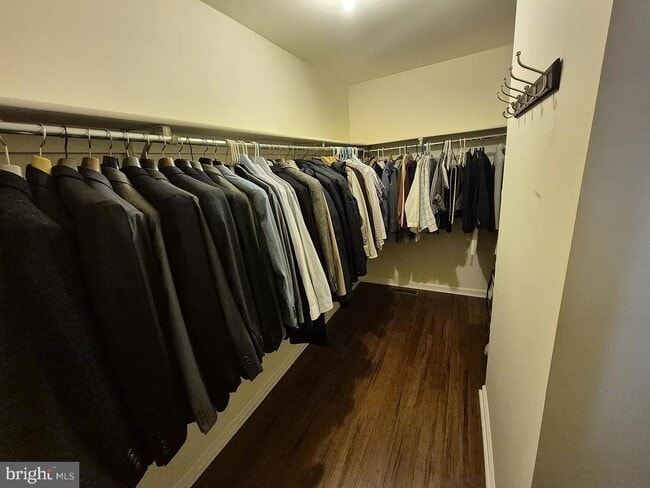 Building Photo - 262 Tulip Tree Ct