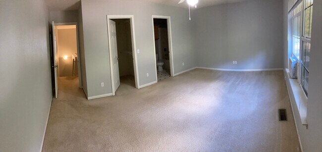 Master - 708 Woodside Creek Dr