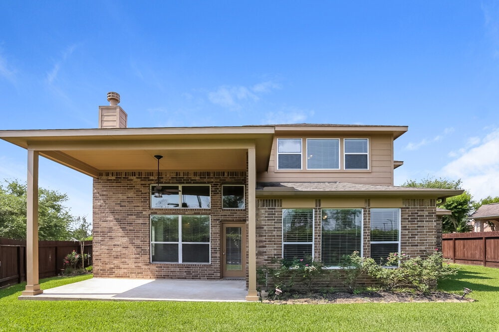 Building Photo - 8402 Oak Knot Dr