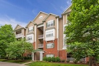 Building Photo - 8441 Callabee Way