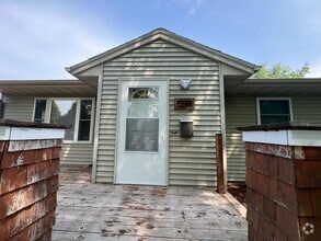 Building Photo - Lovely North Fargo Home