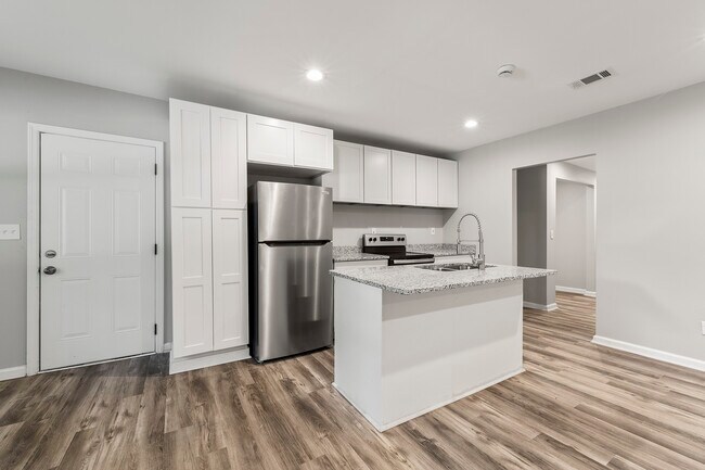 Building Photo - 1780 Brewer Blvd SW