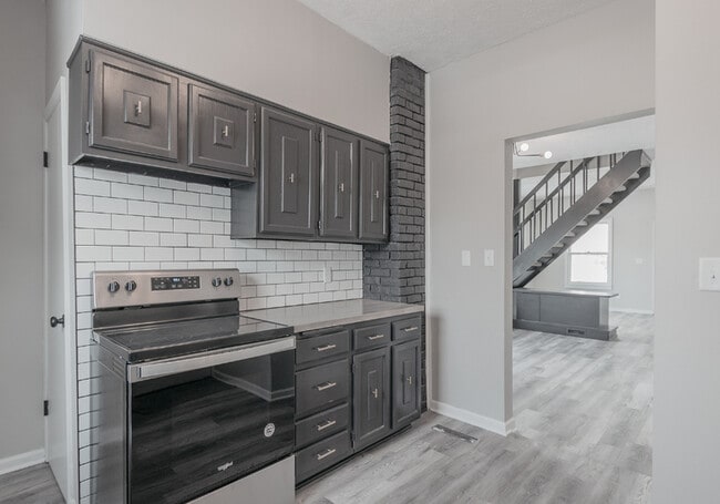 Building Photo - 1141 N 29th St