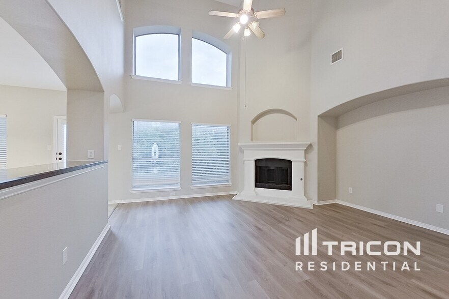 Building Photo - 2981 Cattle Baron Dr