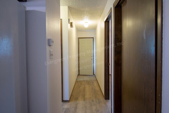 Building Photo - 3001-3003 Sumac St