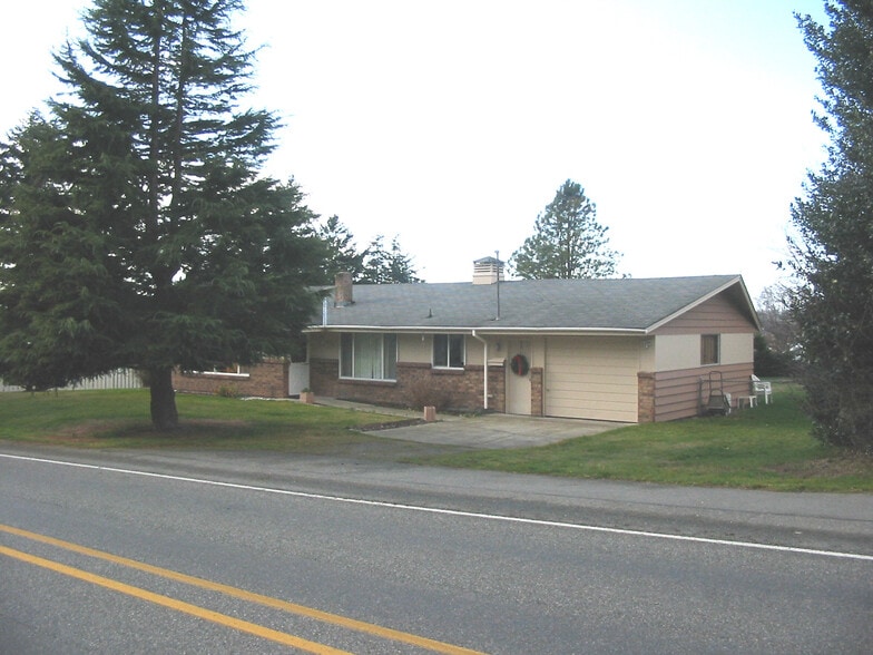 Building Photo - 2393 Loerland Ln