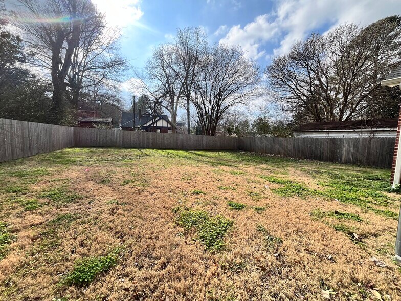 Building Photo - 216 Morningside Dr