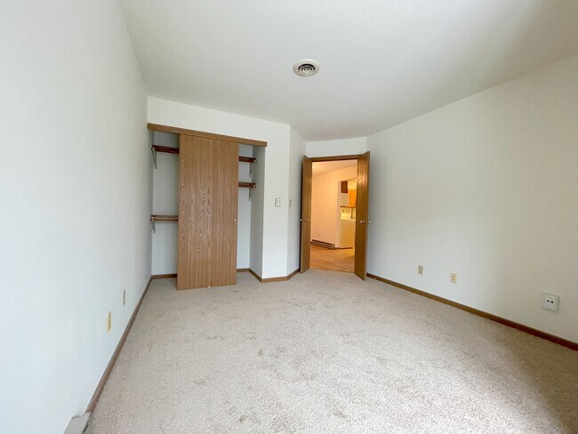 Building Photo - 3228 Wood Rd