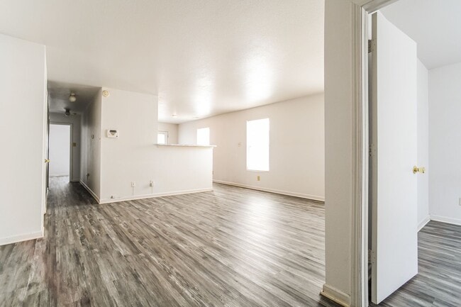 Building Photo - Coming Soon! 3 Bedroom Single Family Home