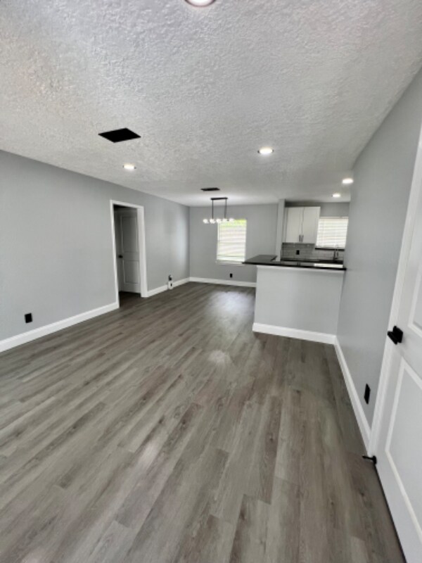 Building Photo - 5154 Balkin St