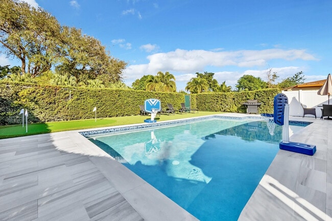 Building Photo - 2007 Northridge Rd