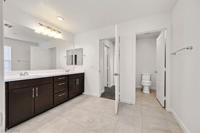 Building Photo - 3228 Brescia Bank Ave