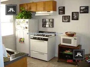 Building Photo - 2 bedroom in Boston MA 02131