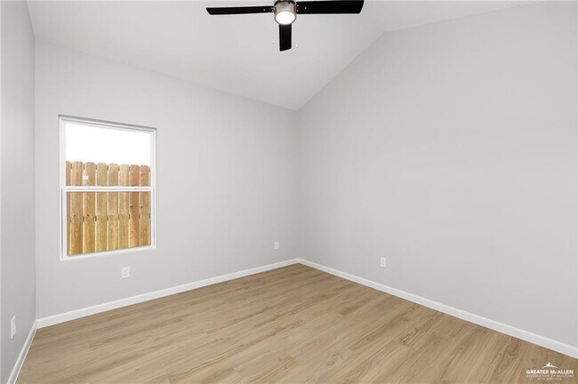 Building Photo - 2700 Mockingbird Rd