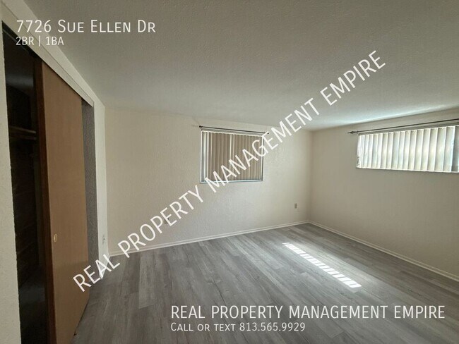 Building Photo - 7726 Sue Ellen Dr