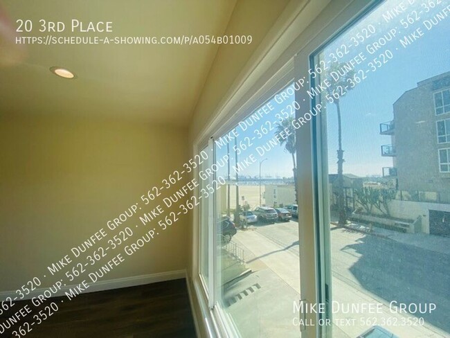 Building Photo - 20 3rd Pl