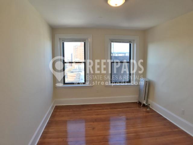 Building Photo - 2 bedroom in Cambridge MA 02139