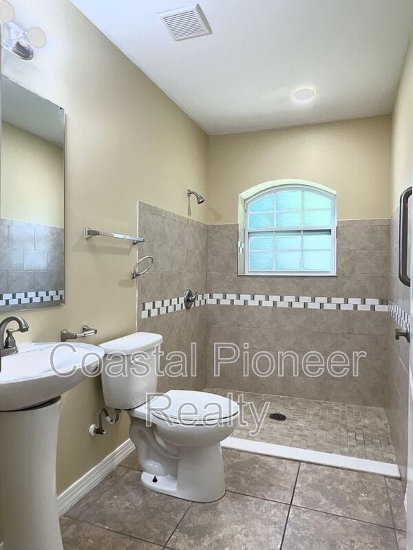 Building Photo - 1321 Shadwell Ct