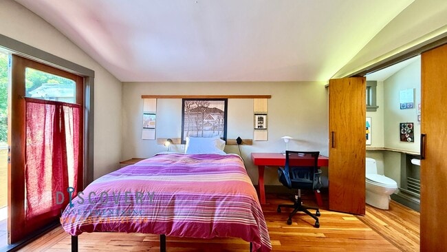 Building Photo - Charming Custom Retreat in Prime Berkeley ...