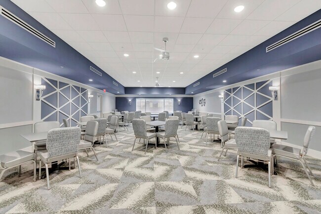 Building Photo - 6100 Waldwick Cir