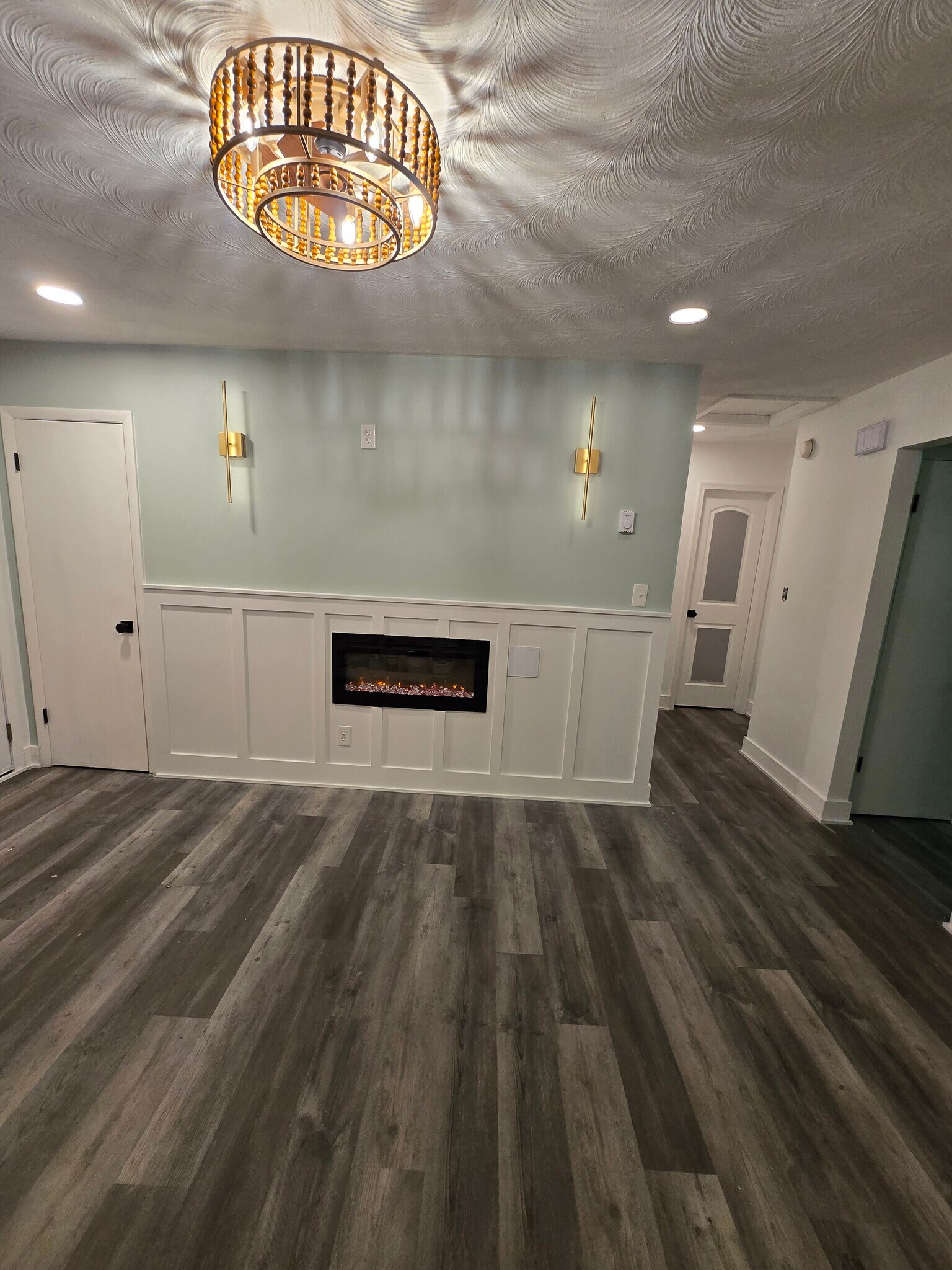 Building Photo - 118 Forrest Ave