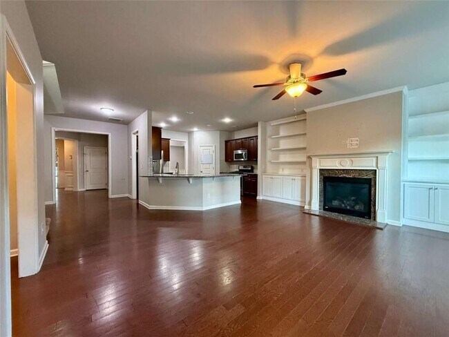 Building Photo - 5115 Breezewood Cir