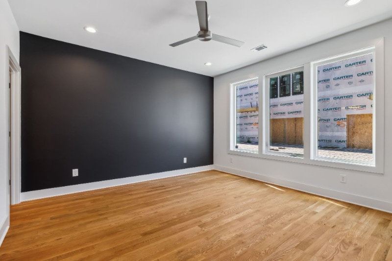 Building Photo - 1300 Edgehill Ave