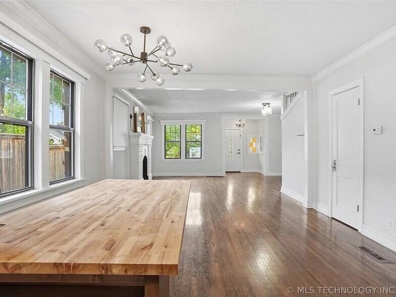 Building Photo - 6900 Evening Shade Ln