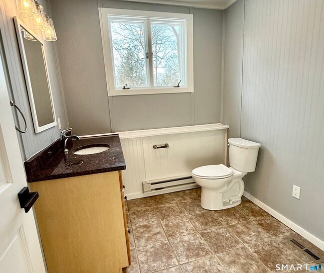 Building Photo - 7 Washington Rd