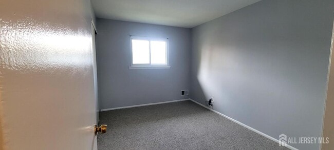 Building Photo - 12 Van Buren Ave