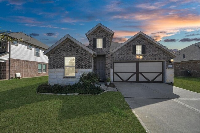 Primary Photo - 7009 Terra Ln