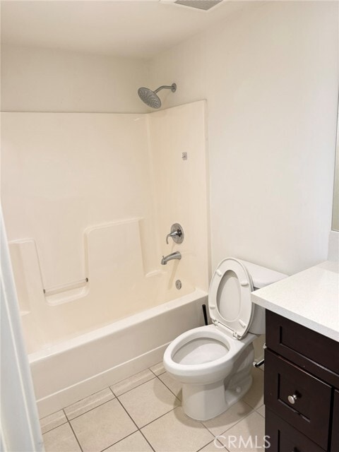 Building Photo - 15335 Lotus Cir