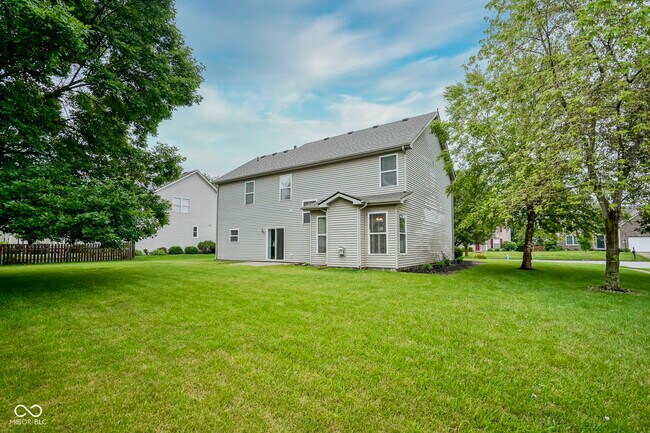 Building Photo - 14170 Royalwood Dr