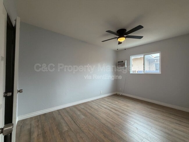 Building Photo - 1307 Pepper Tree Ln