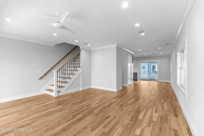 Building Photo - 53 Miller St