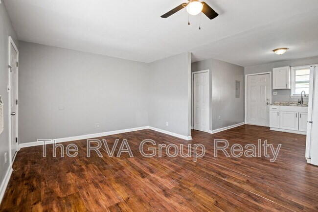 Building Photo - 1528 Lincoln St