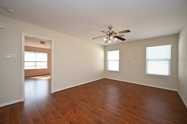 Building Photo - 9403 Coatsworth Dr