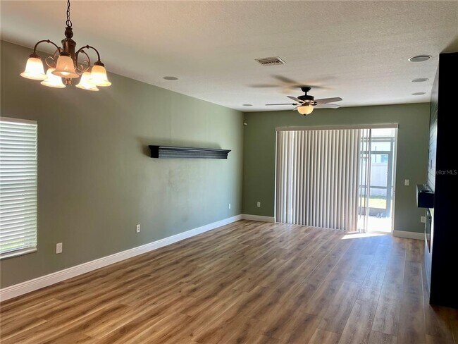 Building Photo - 10131 Celtic Ash Dr