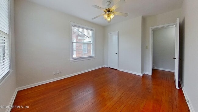 Building Photo - 1245 Belmont Terrace