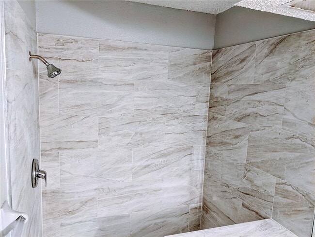 Building Photo - 5327 Baldock Ave