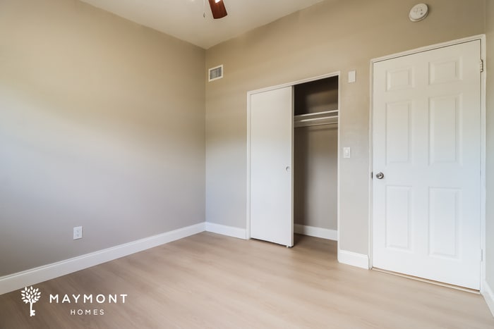 Building Photo - 1752 Evans Dr